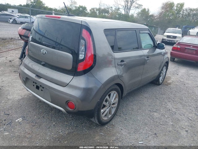 46238953 :رقم المزاد ، KNDJP3A56J7603992 vin ، 2018 Kia Soul + مزاد بيع
