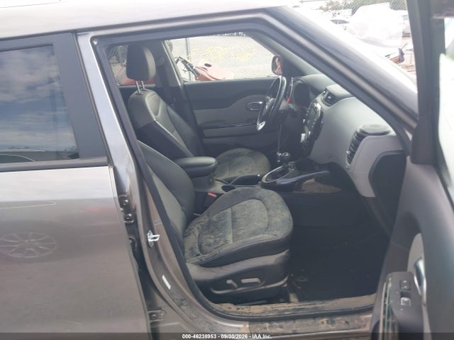 46238953 :رقم المزاد ، KNDJP3A56J7603992 vin ، 2018 Kia Soul + مزاد بيع