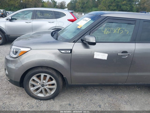 46238953 :رقم المزاد ، KNDJP3A56J7603992 vin ، 2018 Kia Soul + مزاد بيع