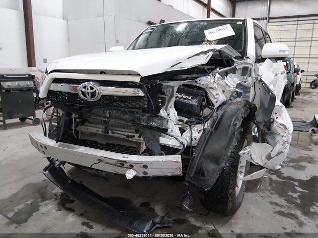 46239011 :رقم المزاد ، JTEBU5JRXB5044029 vin ، 2011 Toyota 4runner Sr5 V6 مزاد بيع