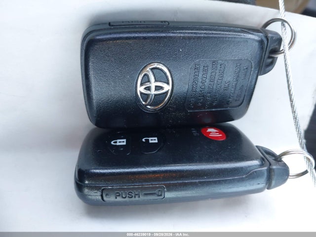 Продажа на аукционе авто 2014 Toyota Prius Two, vin: JTDKN3DUXE0389391, номер лота: 46239019