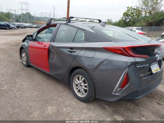 Toyota Prius Prime Advanced 2018 JTDKARFP8J3079965 Image 3