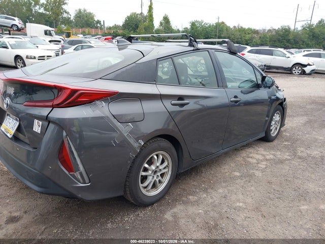 Toyota Prius Prime Advanced 2018 JTDKARFP8J3079965 Image 4