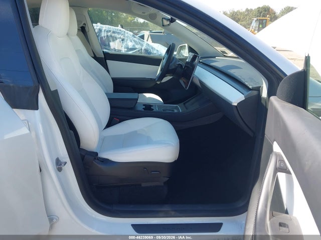 Продаж на аукціоні авто 2022 Tesla Model Y Long Range Dual Motor All-wheel Drive, vin: 7SAYGDEEXNF457386, номер лоту: 46239069