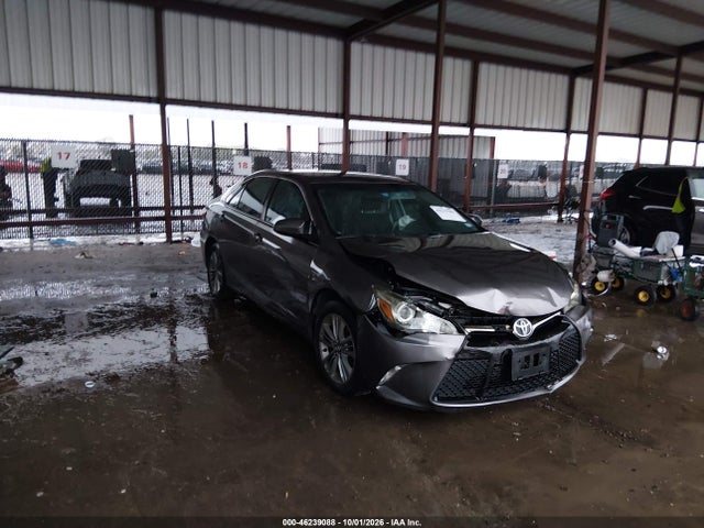 46239088 :رقم المزاد ، 4T1BF1FK4HU662900 vin ، 2017 Toyota Camry Se مزاد بيع