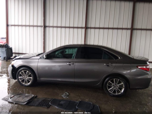 46239088 :رقم المزاد ، 4T1BF1FK4HU662900 vin ، 2017 Toyota Camry Se مزاد بيع