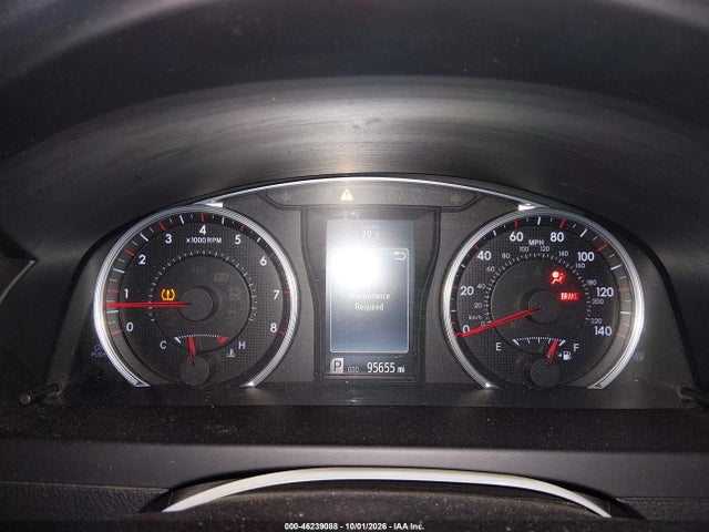 46239088 :رقم المزاد ، 4T1BF1FK4HU662900 vin ، 2017 Toyota Camry Se مزاد بيع