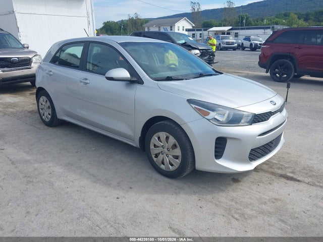 46239100 :رقم المزاد ، 3KPA25AB6JE046923 vin ، 2018 Kia Rio S مزاد بيع