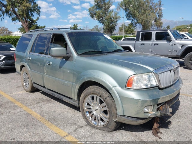 Продаж на аукціоні авто 2005 Lincoln Navigator, vin: 5LMFU27575LJ01241, номер лоту: 46239113