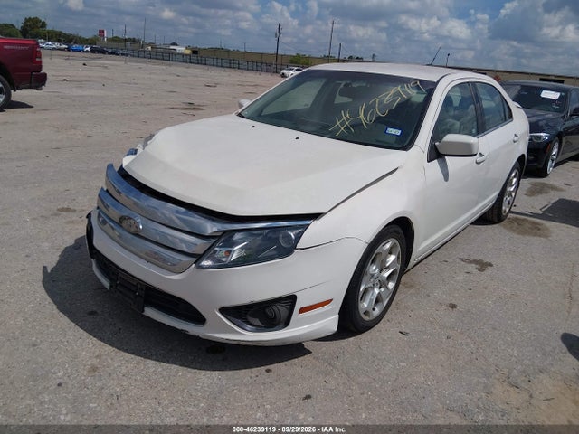 46239119 :رقم المزاد ، 3FAHP0HA8AR221235 vin ، 2010 Ford Fusion Se مزاد بيع
