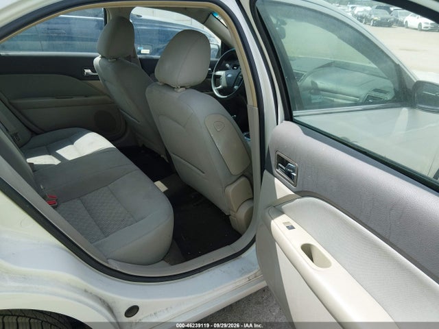 46239119 :رقم المزاد ، 3FAHP0HA8AR221235 vin ، 2010 Ford Fusion Se مزاد بيع