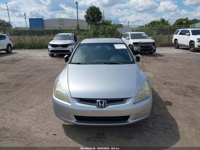 46239136 :رقم المزاد ، 1HGCM56425A075696 vin ، 2005 Honda Accord 2.4 Lx مزاد بيع