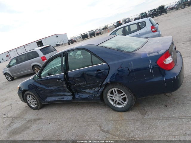 46239144 :رقم المزاد ، 4T1BE32K12U594373 vin ، 2002 Toyota Camry Le مزاد بيع