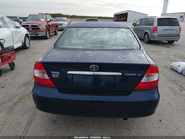 46239144 :رقم المزاد ، 4T1BE32K12U594373 vin ، 2002 Toyota Camry Le مزاد بيع