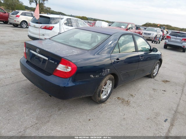46239144 :رقم المزاد ، 4T1BE32K12U594373 vin ، 2002 Toyota Camry Le مزاد بيع
