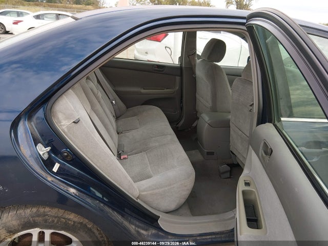 46239144 :رقم المزاد ، 4T1BE32K12U594373 vin ، 2002 Toyota Camry Le مزاد بيع