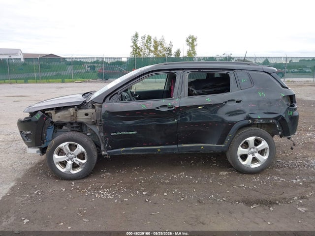 Продажа на аукционе авто 2018 Jeep Compass Latitude 4x4, vin: 3C4NJDBB0JT393768, номер лота: 46239160