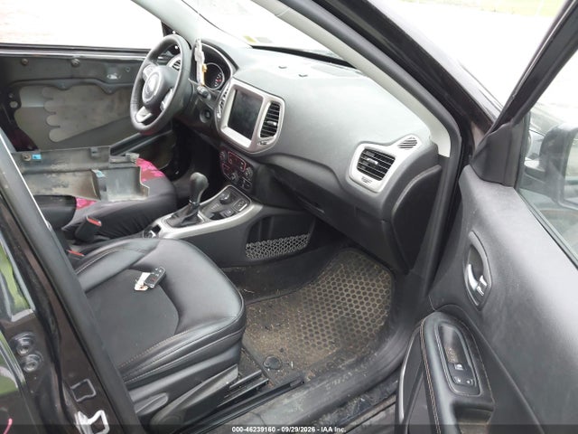 Продажа на аукционе авто 2018 Jeep Compass Latitude 4x4, vin: 3C4NJDBB0JT393768, номер лота: 46239160