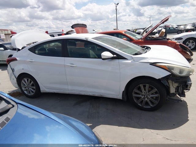 46239178 :رقم المزاد ، 5NPDH4AEXFH555447 vin ، 2015 Hyundai Elantra Se مزاد بيع