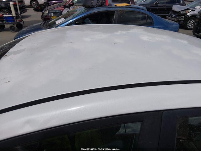46239178 :رقم المزاد ، 5NPDH4AEXFH555447 vin ، 2015 Hyundai Elantra Se مزاد بيع