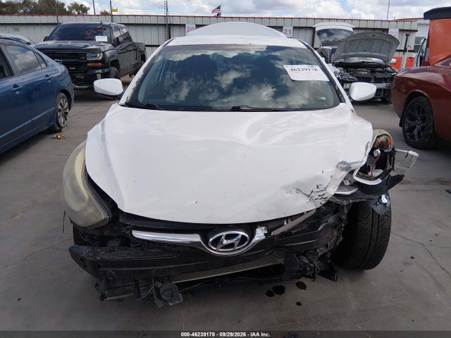 46239178 :رقم المزاد ، 5NPDH4AEXFH555447 vin ، 2015 Hyundai Elantra Se مزاد بيع