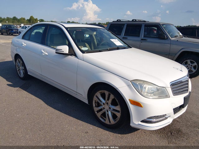 Aukcja sprzedaży 2013 Mercedes-benz C 250 Luxury, vin: WDDGF4HB1DF995620, numer aukcji: 46239218