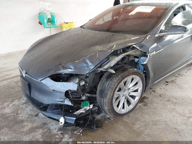 Tesla Model S 100d/60d/75d/90d/p100d 2017 5YJSA1E22HF232196 Image 6