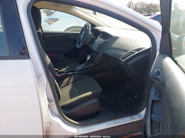 2018 Ford Focus S მანქანა იყიდება აუქციონზე, vin: 1FADP3E26JL323077, აუქციონის ნომერი: 46239293