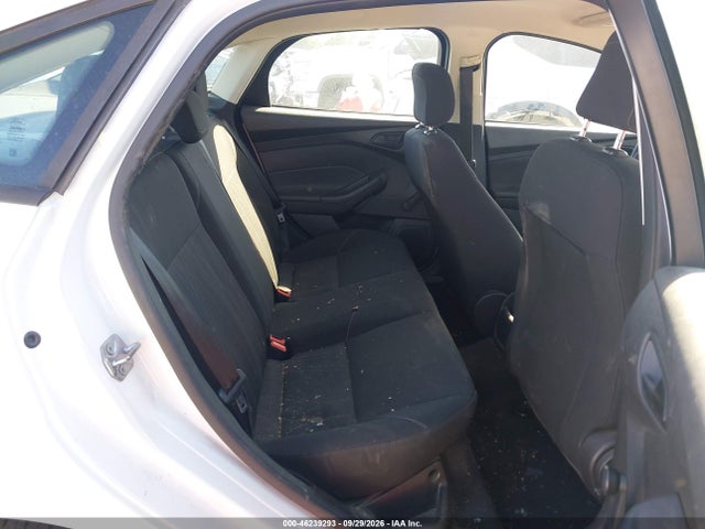 2018 Ford Focus S მანქანა იყიდება აუქციონზე, vin: 1FADP3E26JL323077, აუქციონის ნომერი: 46239293