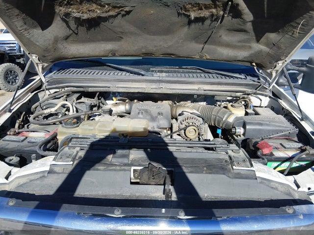 46239316 :رقم المزاد ، 1FTNX21F1XEB83129 vin ، 1999 Ford F-250 Lariat/xl/xlt مزاد بيع