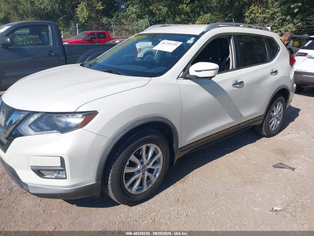 46239339 :رقم المزاد ، KNMAT2MVXHP605871 vin ، 2017 Nissan Rogue Sv مزاد بيع