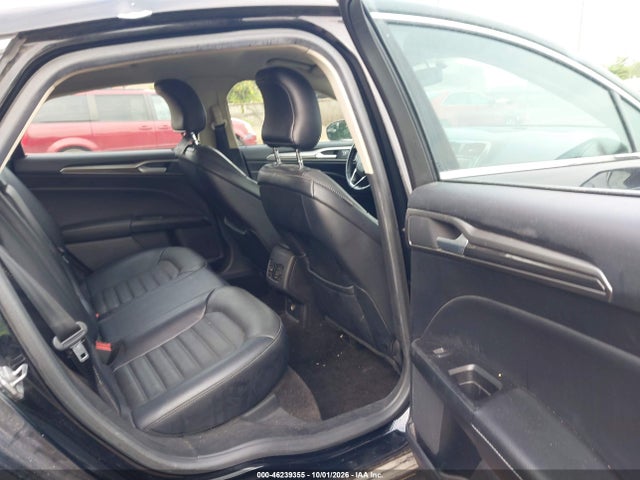 46239355 :رقم المزاد ، 3FA6P0HD9JR202372 vin ، 2018 Ford Fusion Se مزاد بيع