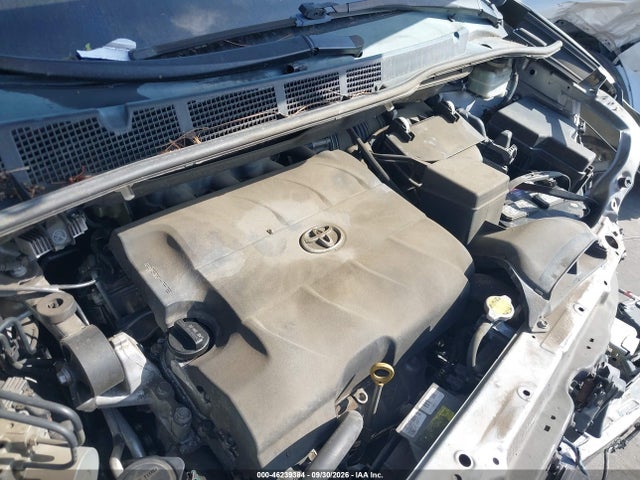 46239384 :رقم المزاد ، 5TDKK3DC3FS555118 vin ، 2015 Toyota Sienna Le 8 Passenger مزاد بيع