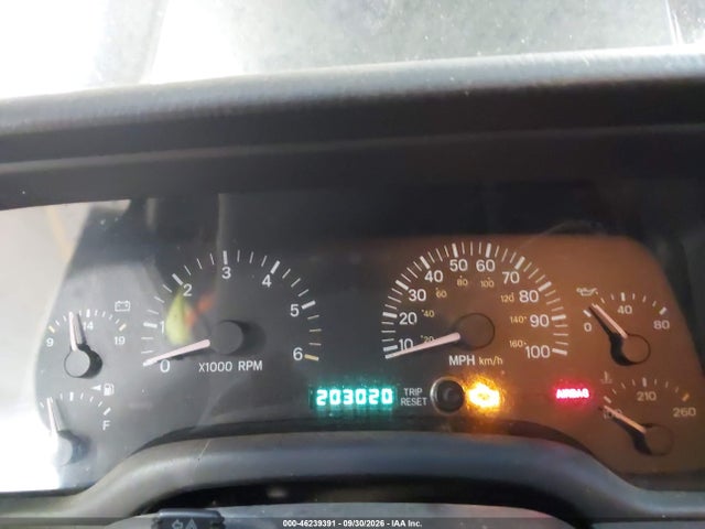 Продажа на аукционе авто 2000 Jeep Cherokee Sport, vin: 1J4FF48SXYL190299, номер лота: 46239391