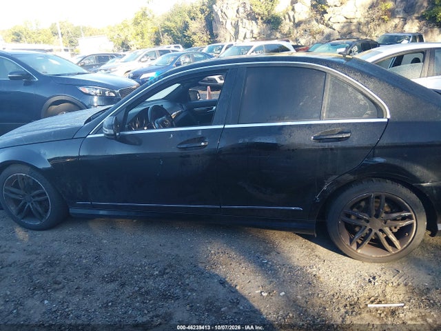 Aukcja sprzedaży 2013 Mercedes-benz C 300 Sport 4matic, vin: WDDGF8AB2DR271533, numer aukcji: 46239413