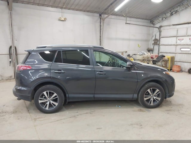 46239472 :رقم المزاد ، 2T3RFREV3HW567020 vin ، 2017 Toyota Rav4 Xle مزاد بيع