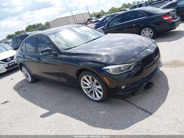 46239493 :رقم المزاد ، WBA8E5G59JNV02221 vin ، 2018 Bmw 320i Xdrive مزاد بيع