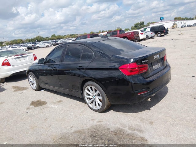 46239493 :رقم المزاد ، WBA8E5G59JNV02221 vin ، 2018 Bmw 320i Xdrive مزاد بيع