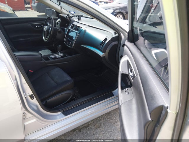 2017 Nissan Altima 2.5 Sv მანქანა იყიდება აუქციონზე, vin: 1N4AL3AP3HC285768, აუქციონის ნომერი: 46239529