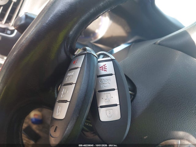 2014 Infiniti Q50 Premium მანქანა იყიდება აუქციონზე, vin: JN1BV7AR2EM682897, აუქციონის ნომერი: 46239545
