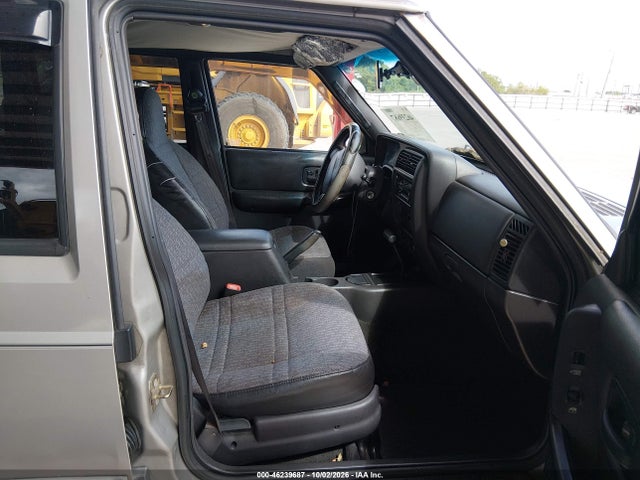 46239687 :رقم المزاد ، 1J4FT48S61L531793 vin ، 2001 Jeep Cherokee Sport مزاد بيع
