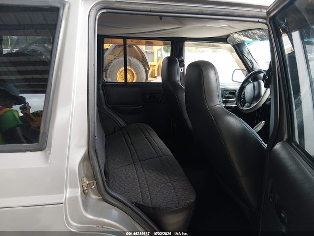 46239687 :رقم المزاد ، 1J4FT48S61L531793 vin ، 2001 Jeep Cherokee Sport مزاد بيع