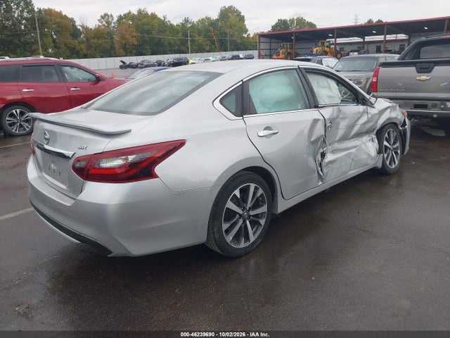 46239690 :رقم المزاد ، 1N4AL3AP4HC110638 vin ، 2017 Nissan Altima 2.5 Sr مزاد بيع