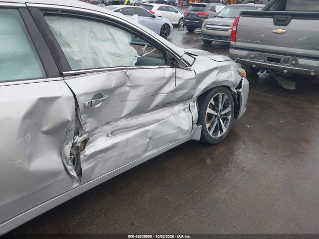 46239690 :رقم المزاد ، 1N4AL3AP4HC110638 vin ، 2017 Nissan Altima 2.5 Sr مزاد بيع