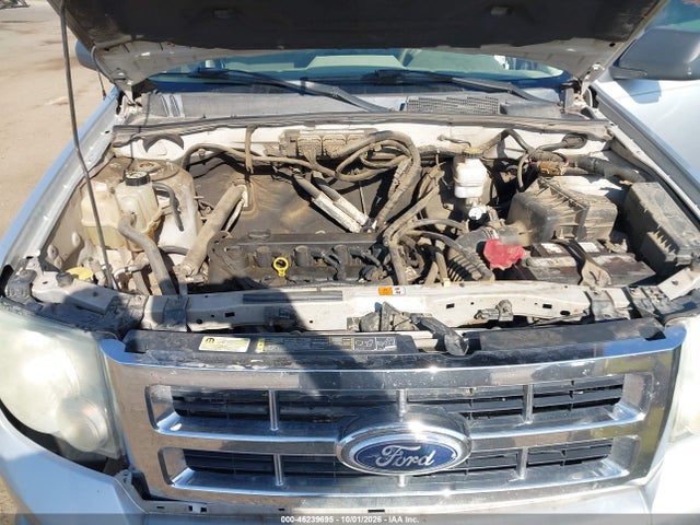 46239695 :رقم المزاد ، 1FMCU0D79AKB28604 vin ، 2010 Ford Escape Xlt مزاد بيع