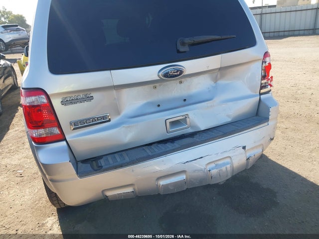 46239695 :رقم المزاد ، 1FMCU0D79AKB28604 vin ، 2010 Ford Escape Xlt مزاد بيع