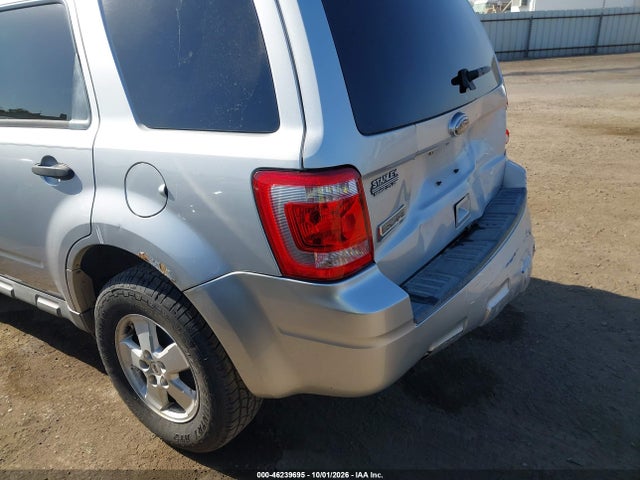 46239695 :رقم المزاد ، 1FMCU0D79AKB28604 vin ، 2010 Ford Escape Xlt مزاد بيع