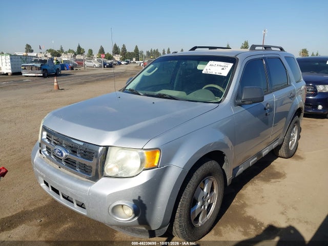 46239695 :رقم المزاد ، 1FMCU0D79AKB28604 vin ، 2010 Ford Escape Xlt مزاد بيع