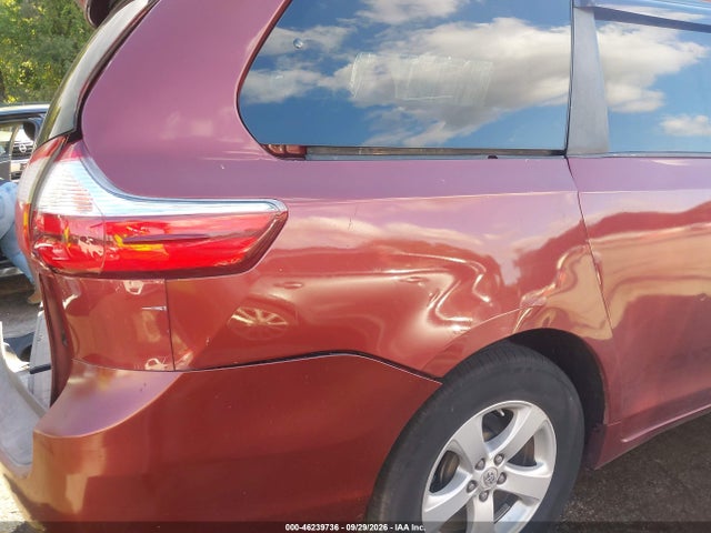 Продажа на аукционе авто 2017 Toyota Sienna Le 8 Passenger, vin: 5TDKZ3DC0HS785519, номер лота: 46239736