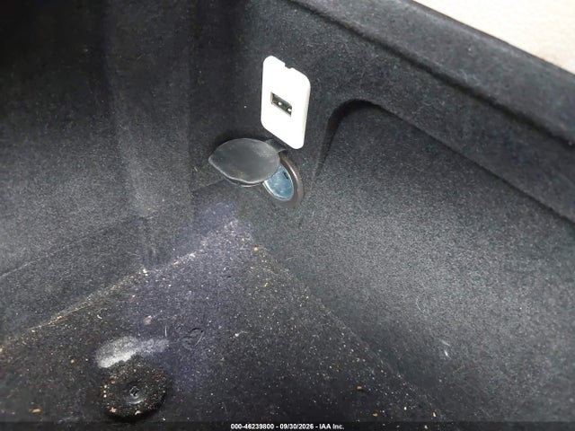 46239800 :رقم المزاد ، 1GNSKJE71CR155629 vin ، 2012 Chevrolet Suburban 1500 Lt مزاد بيع